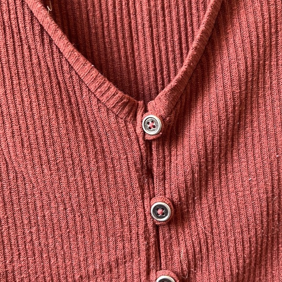 AE button up top - Picture 4 of 6